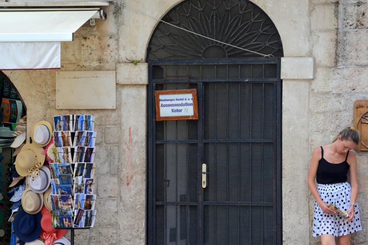 Montenegro Hostel B&B Kotor Exterior foto